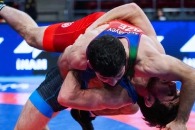 Güləş üzrə Azərbaycan çempionatında ilk günün finalçıları müəyyənləşib