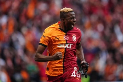 Fənərbaxça Osimhenə "Qalatasaray"dan yüksək əmək haqqı təklif etdi