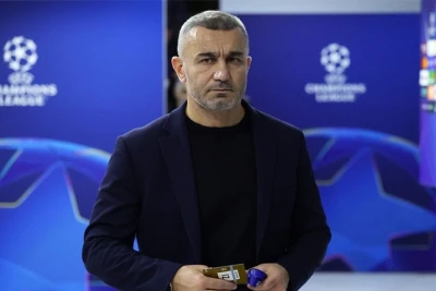 Qurban Qurbanov "Nyukasl"ın PSJ ilə eyni gücdə olduğunu deyib