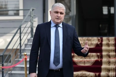 Santuşun istefası: Fərəcullayevin prinsipial mövqeyi həlledici oldu