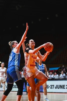 Azərbaycan qadın basketbol millisi Avropa çempionatının seçmə mərhələsində Monteneqroda darmadağın edilib