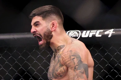 Çendler Castin Qetjinin İliya Topuriyanı məğlub edəcəyini proqnozlaşdırıb