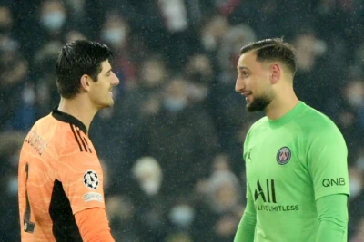 "Real Madrid" Kurtua ilə müqaviləni uzadır, Donnarumma transferi yoxdur