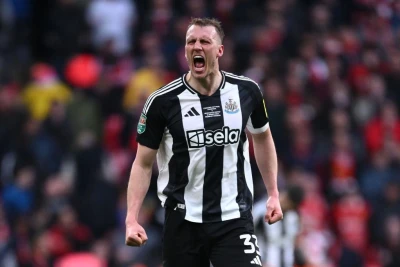 "Nyukasl"ın müdafiəçisi Den Bern: "Qarabağ"la oyun öncəsi motivasiya yüksəkdir