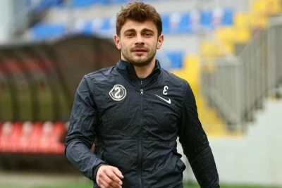 "Qəbələ" Turan Manafovu icarəyə götürüb