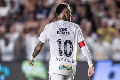 Neymar "Santos" ilə yeni müqaviləsi barədə danışdı