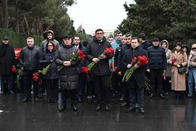 Gənclər və İdman Nazirliyi 20 Yanvar şəhidlərini yad edib - FOTO
