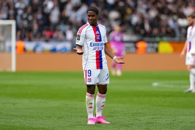 Liqa 1: "Lion" "Anje" ilə heç-heçə etdi, qələbəsiz seriya doqquza çatdı