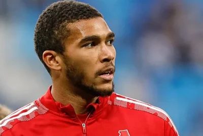 Maaş Mark Mampassinin "Ayntraxt Braunşveyq"ə transferinə mane oldu