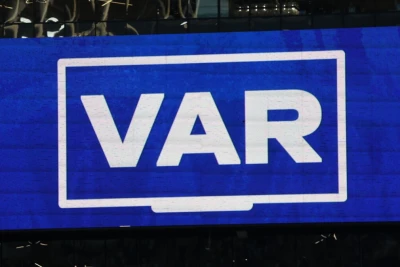 IFAB VAR-ın səhv sarı kartlara müdaxiləsini müzakirə edir IFAB VAR-ın səhv sarı kartlara müdaxiləsini müzakirə edir