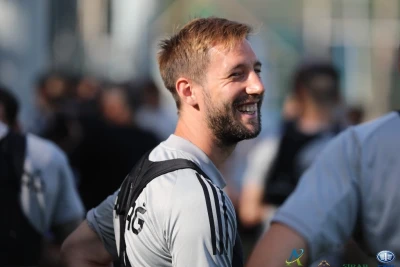 Filip Ozobiç "Turan Tovuz"a keçir