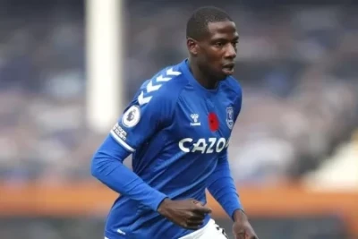 Former Everton midfielder Abdoulaye Doucouré signs with NEOM club