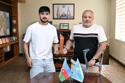 Xəyal Əliyev „Ayın qolu“ mükafatına layiq görülüb