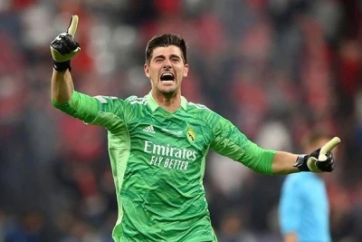 Tibo Kurtua "Real Madrid"lə müqaviləsini uzadıb
