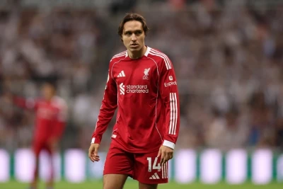 "Beşiktaş" "Liverpul"un futbolçusu Kyezanın transferi üçün danışıqlara başlayıb