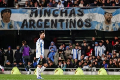Lionel Messi DÇ-nin seçmə mərhələsində rekorda şərik oldu