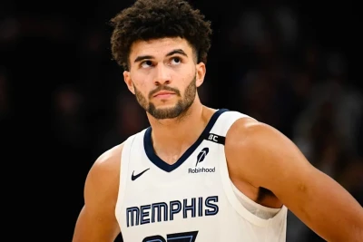 Kemeron Buzer NBA-da Lebron Ceymsin rekordunu qırıb