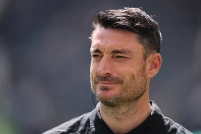 Albert Riera “Srvena Zvezda”nın baş məşqçisi təyin edilib