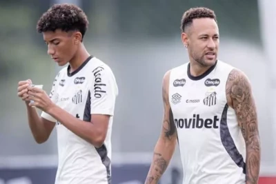 Neymar və Robinyo Junior arasında məşqdə dava