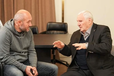 Kazbek Tuayev: Yerli məşqçilərə niyə əcnəbilərə olan hörmət göstərilmir?