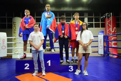 Azərbaycan məktəbli boksçuları Avropa birinciliyində 22 medal qazanaraq rekord yenilədi