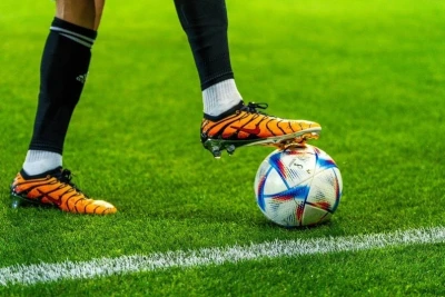 Azərbaycanda yüksək səviyyəli futbolçu niyə yetişmir? – SORĞU