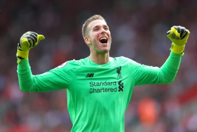 "Liverpul"un sabiq qapıçısı Adrian karyerasını başa vurur
