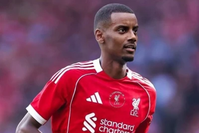 "Liverpul"un 145 milyon avroluq hücumçusu Aleksandr İsak zədələndi