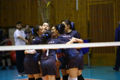 U-14 Voleybol üzrə Azərbaycan Birinciliyində Finalçılar Bəlli Oldu