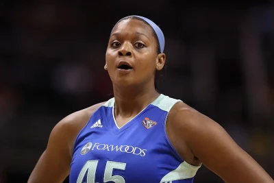 Kara Brekston 43 Yaşında Vəfat Etdi