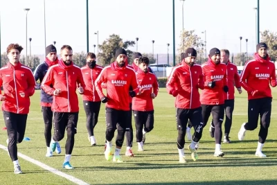 "Araz-Naxçıvan" qış təlim-məşq toplanışına başladı: İlk məşqdə 12 futbolçu iştirak etdi