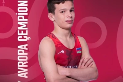 Наши борцы U-17 на чемпионате Европы: Салманов в финале, Меджнунов в полуфинале - ОБНОВЛЕНО