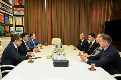 Fərid Qayıbov Böyük Usta Samuel Kvok ilə Azərbaycanda döyüş sənətlərinin inkişafını müzakirə edib - FOTO