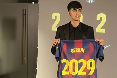 "Barselona" Mark Bernalla yeni müqavilə imzaladı