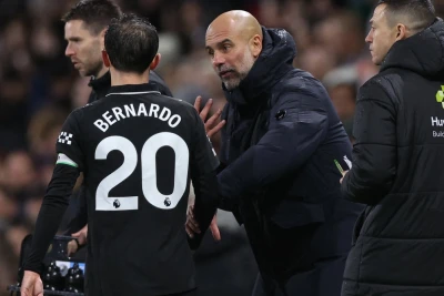 David Silva Qvardiolanın oyunçulara azadlıq verməməsindən danışdı