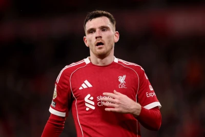 "Liverpul" Robertsonun əvəzinə David Raumu nəzərdən keçirir