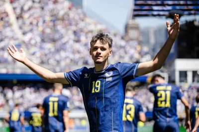 Yuventus 18 yaşlı bosniyalı futbolçunun transferinə 40 milyon avro xərcləyəcək