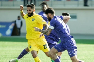 "Kəpəz" "Şamaxı"nı darmadağın etdi - 1:4