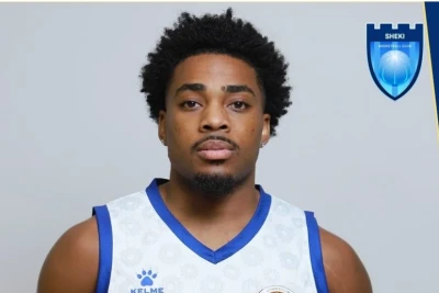 "Şəki" Samir Styuartla yollarını ayırdı