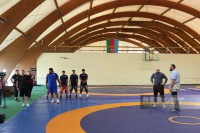 İsveçrə güləşçiləri Bakıda Azərbaycan pəhləvanları ilə təcrübə mübadiləsi apardı