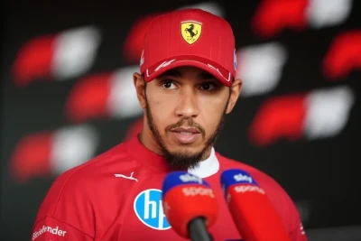 "Ferrari" rəhbərliyindən Luis Hemiltona sakitləşmək çağırışı