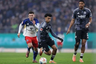 Bundesliqa: "Hamburq" - "Ayntraxt Frankfurt" oyunu heç-heçə başa çatdı, digər oyunlarda da heç-heçələr qeydə alındı