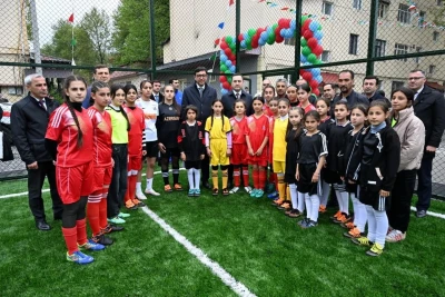 İsmayıllı şəhərində "Sağlam məhəllə" layihəsi çərçivəsində yeni idman zonası açılıb