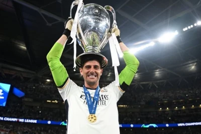 Səudiyyə Ərəbistanı klubu Tibo Kurtuaya 90 milyonluq müqavilə təklif edib