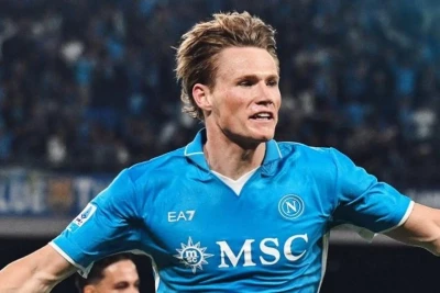 "Napoli" İtaliyanın A Seriyasında çempionluq qazanıb