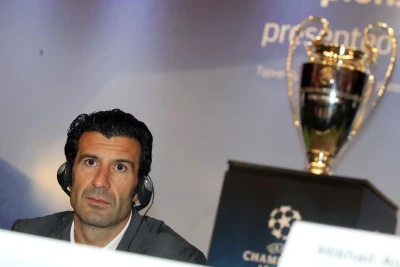 Fiqu: “Mourinyo “Barselona” üçün yaxşı baş məşqçi olardı”