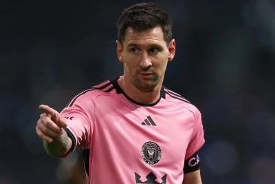 Messi cərimə zərbələrindən vurduğu qol sayına görə Ronaldinyonu geridə qoyub