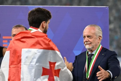 De Laurentis Kvaratsxeliyanın PSJ-yə transferinin səbəbini agentin təzyiqi ilə izah etdi