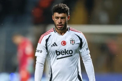 "Beşiktaş" Aleks Oksled-Çemberleynlə yollarını ayırdı