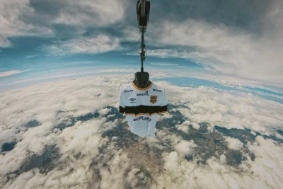 "İnternasional" klubundan gənclərə motivasiya mesajı: Forma kosmosa göndərildi